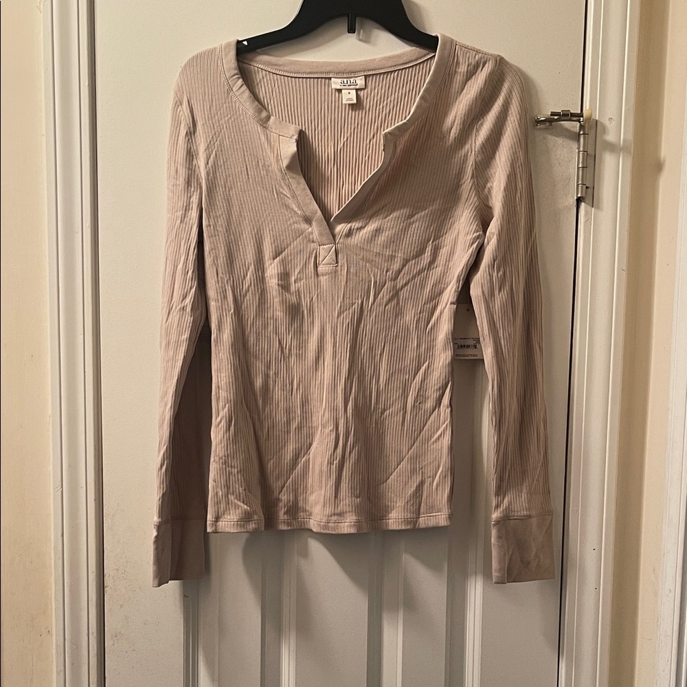 a.n.a.  new day Women's Cream Long Sleeve Tee